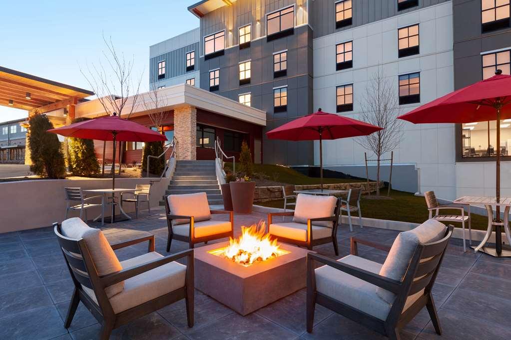 Hampton Inn & Suites Snoqualmie Exterior foto
